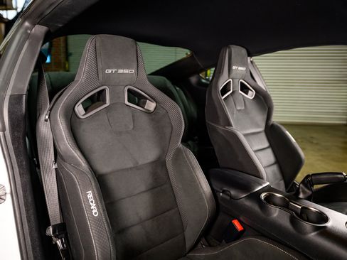 Used 2017 Ford Mustang Shelby GT350 w/ Electronics Package image 27