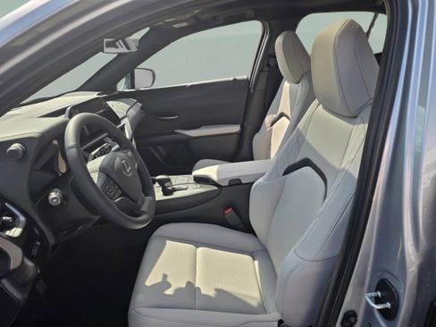 New 2026 Lexus UX 300h FWD image 12