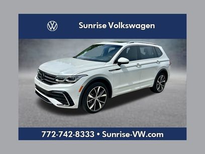 Certified 2024 Volkswagen Tiguan SEL R-Line