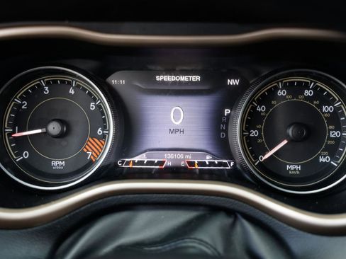 Used 2014 Jeep Cherokee Limited image 28