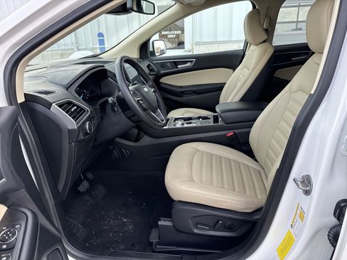 Used 2024 Ford Edge SEL image 18