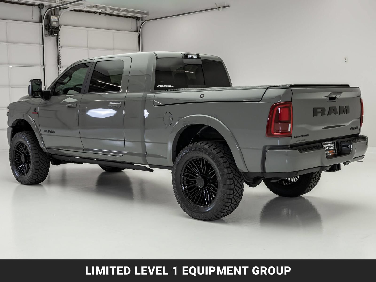 Used 2026 RAM 2500 Limited AWD/4WD image 7