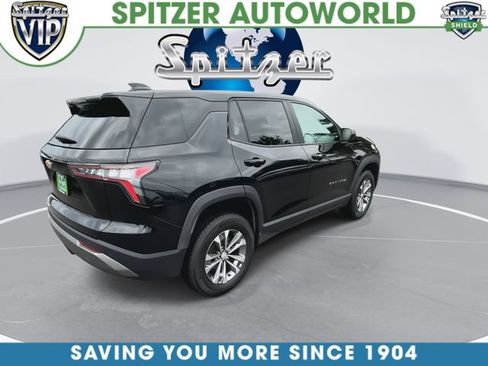 Used 2026 Chevrolet Equinox LT AWD/4WD image 8
