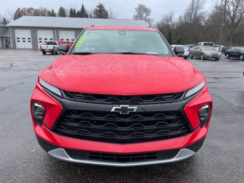Used 2024 Chevrolet Blazer LT w/ Convenience Package image 2