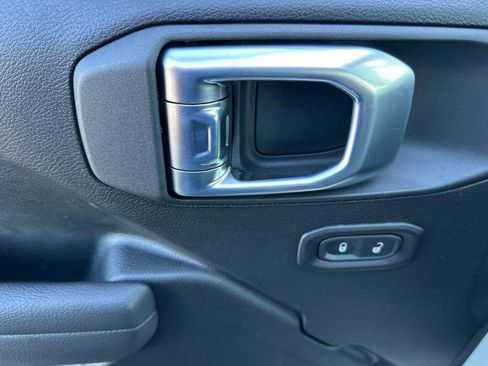 New 2026 Jeep Wrangler Unlimited Sport image 11