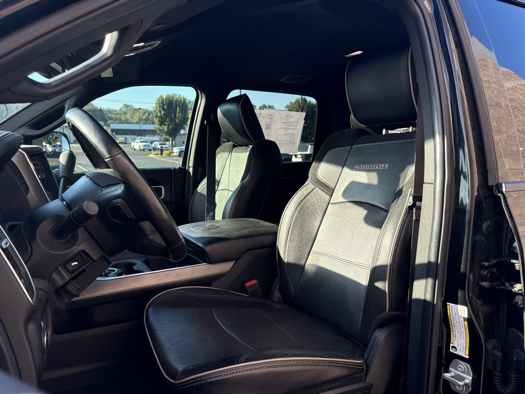 Used 2020 RAM 2500 Laramie w/ Night Edition AWD/4WD image 9