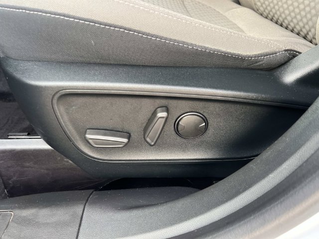 Certified 2020 Ford Escape SE AWD/4WD image 18