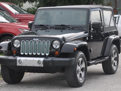 Used 2008 Jeep Wrangler Sahara w/ PWR Convenience Group AWD/4WD image 1