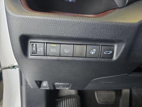 Used 2020 Toyota RAV4 Limited w/ Limited Grade Weather Package AWD/4WD image 28