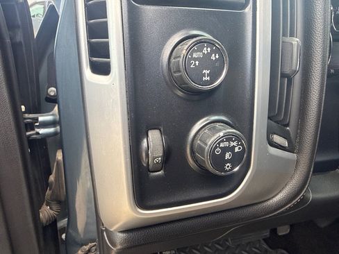 Used 2014 GMC Sierra 1500 SLE w/ SLE Value Package AWD/4WD image 23