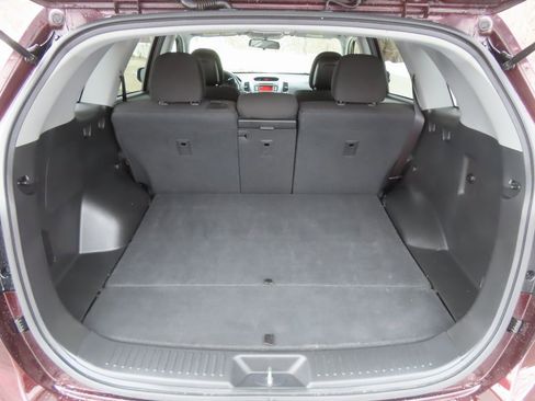 Used 2014 Kia Sorento LX image 12