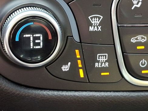 Used 2023 Chevrolet Equinox LT AWD/4WD image 28