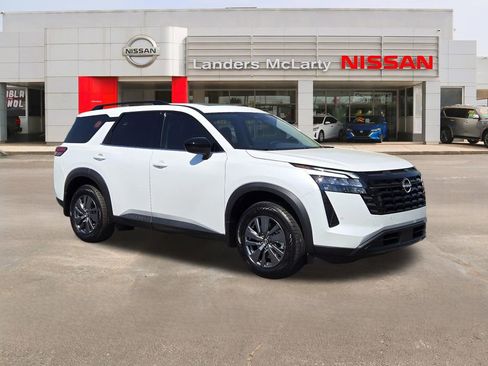 New 2026 Nissan Pathfinder SV FWD image 1