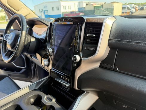 Used 2020 RAM 1500 Laramie image 33