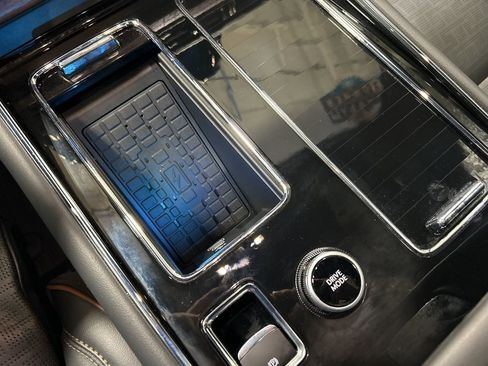 Certified 2025 Lincoln Aviator Black Label w/ Black Label Special Edition image 24