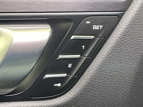 Certified 2024 Porsche Macan GTS w/ Premium Plus Package AWD/4WD image 37