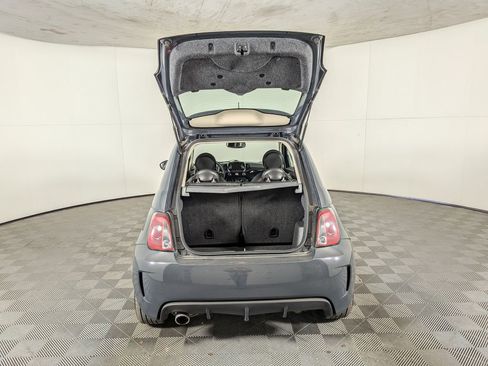 Used 2018 FIAT 500 Pop w/ Urbana Appearance Package image 9