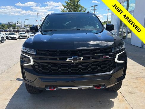Used 2023 Chevrolet Tahoe Z71 w/ Z71 Off-Road Package AWD/4WD image 2