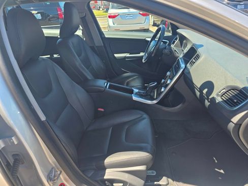 Used 2015 Volvo V60 T5 Premier FWD image 25