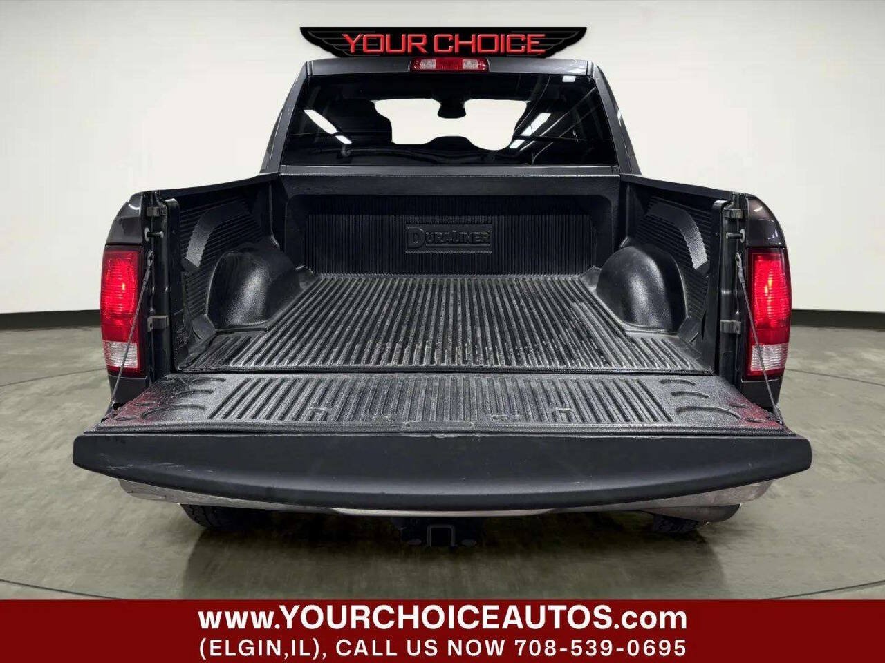 Used 2022 RAM 1500 Classic SLT w/ Protection Group AWD/4WD image 5