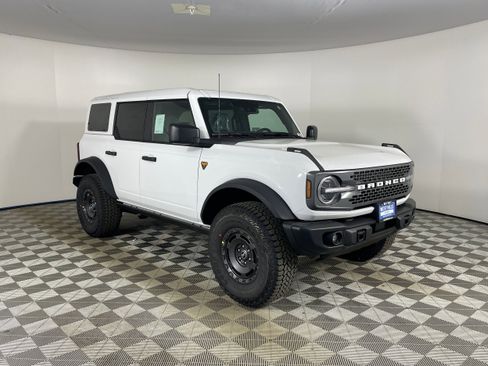 New 2025 Ford Bronco Badlands w/ Sasquatch Package image 7