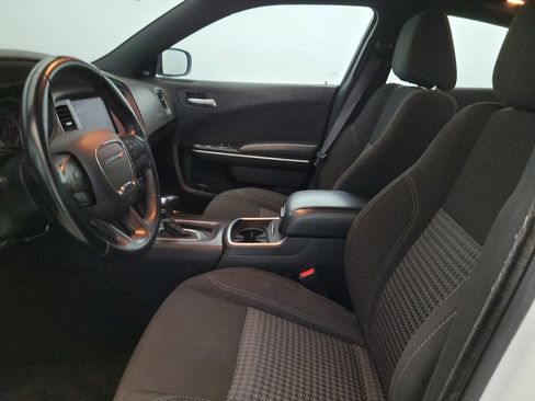 Used 2023 Dodge Charger SXT RWD image 17