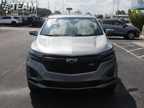 Used 2024 Chevrolet Equinox RS w/ RS Leather Package AWD/4WD image 9
