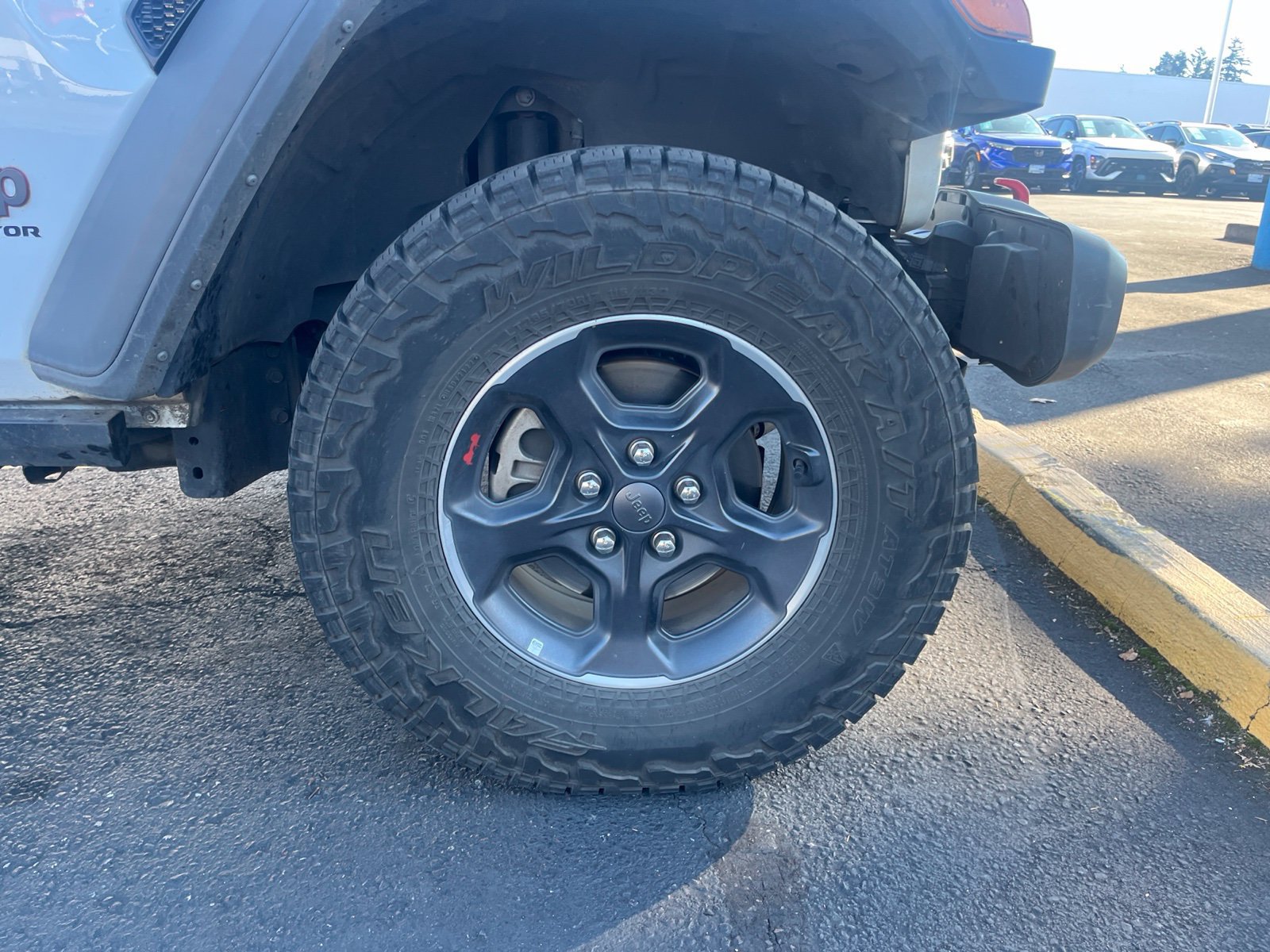 Used 2023 Jeep Gladiator Rubicon w/ Cold Weather Group AWD/4WD image 15