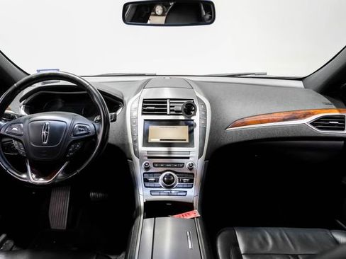 Used 2017 Lincoln MKZ Reserve image 16