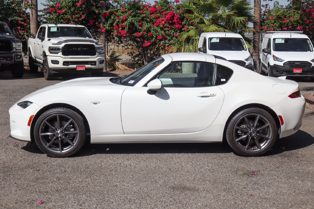 Used 2019 MAZDA MX-5 Miata RF Grand Touring RWD image 5