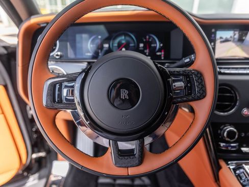 Certified 2025 Rolls-Royce Cullinan Black Badge w/ Leather Finishing Pack AWD/4WD image 24