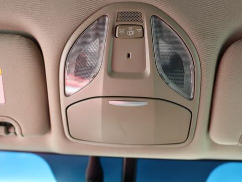 Used 2017 Hyundai Santa Fe Sport image 29