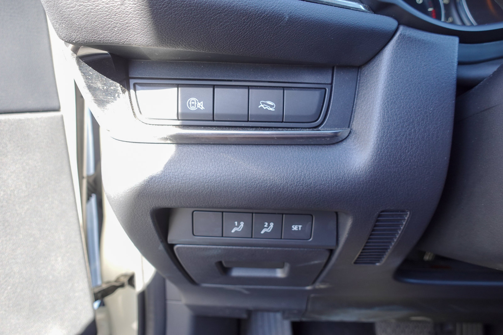 Used 2025 MAZDA CX-30 AWD 2.5 S w/ Preferred Package image 18
