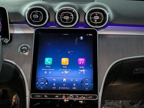 Certified 2025 Mercedes-Benz C 300 Sedan image 17