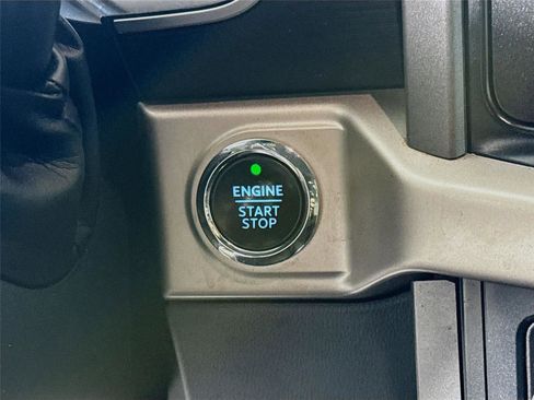 Used 2022 Ford F150 XLT w/ Equipment Group 302A High image 13