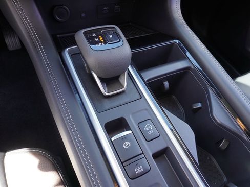 Used 2025 Nissan Pathfinder Platinum w/ Cargo Package image 20