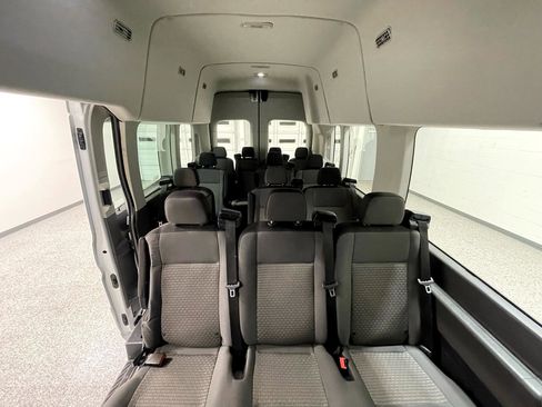 Used 2021 Ford Transit 350 XLT image 15