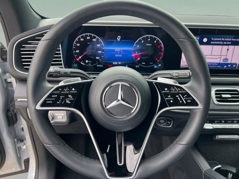 Used 2024 Mercedes-Benz GLE 450 4MATIC image 10