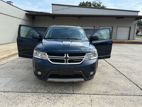 Used 2014 Dodge Journey SXT w/ Quick Order Package 28C FWD image 11