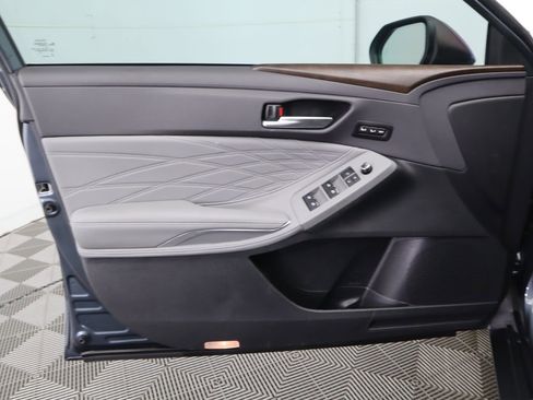 Used 2021 Toyota Avalon Limited w/ Advanced Safety Package image 25