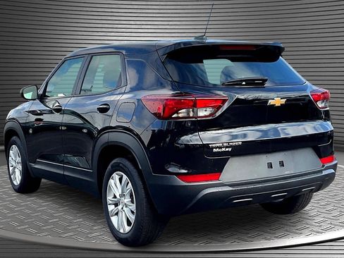 Used 2023 Chevrolet TrailBlazer LS image 4