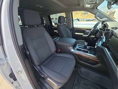 Used 2025 GMC Sierra 1500 Elevation w/ Preferred Package RWD image 29