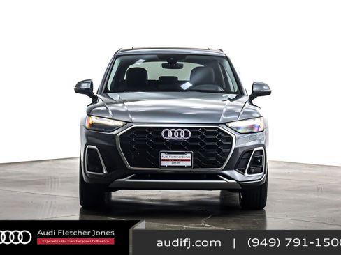 Used 2023 Audi Q5 2.0T Prestige w/ Prestige Package image 3