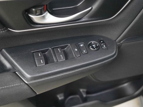 Used 2018 Honda CR-V EX image 19