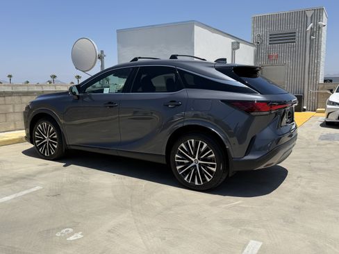 Certified 2025 Lexus RX 350 w/ Convenience Package AWD/4WD image 10