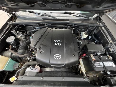 Used 2014 Toyota Tacoma 4x4 Double Cab image 24