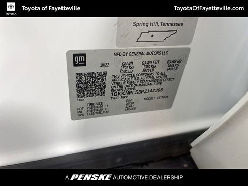 Used 2023 GMC Acadia Denali w/ Denali Ultimate Package FWD image 28