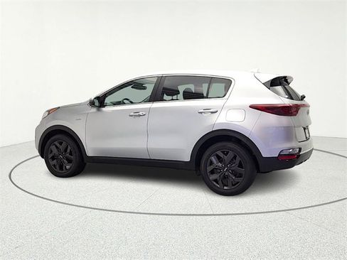 Used 2022 Kia Sportage LX w/ LX AWD Value Edition Package image 5