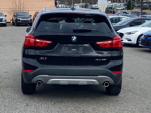 Used 2018 BMW X1 xDrive28i w/ Convenience Package image 4