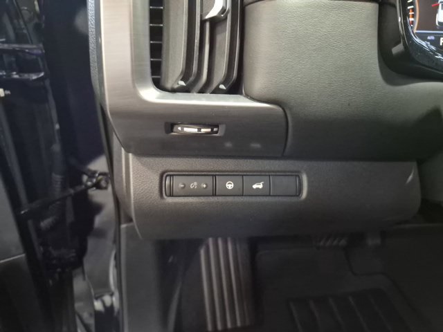Certified 2025 Nissan Pathfinder SL AWD/4WD image 12